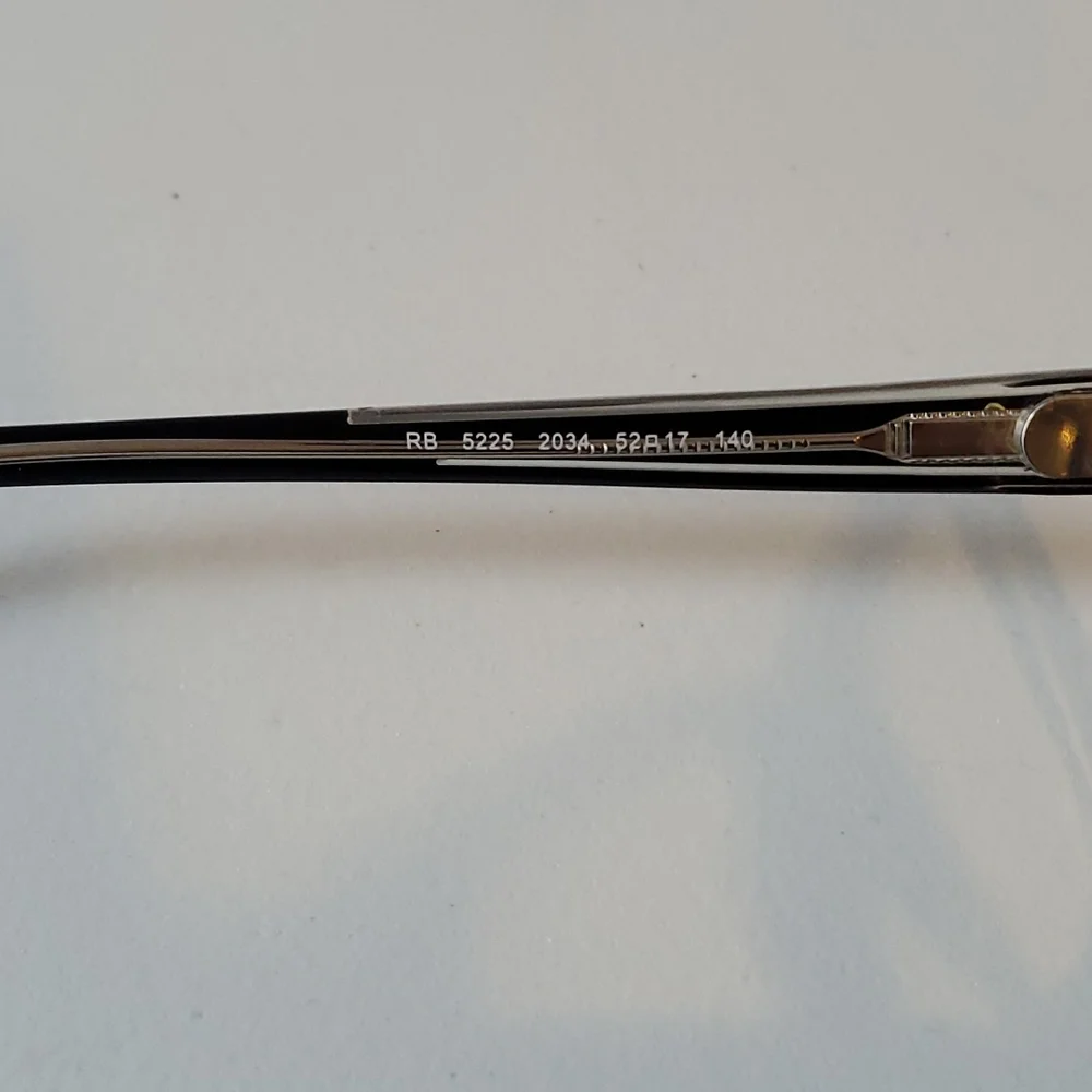 Rayban eyeglass frames - Picture 5 of 6